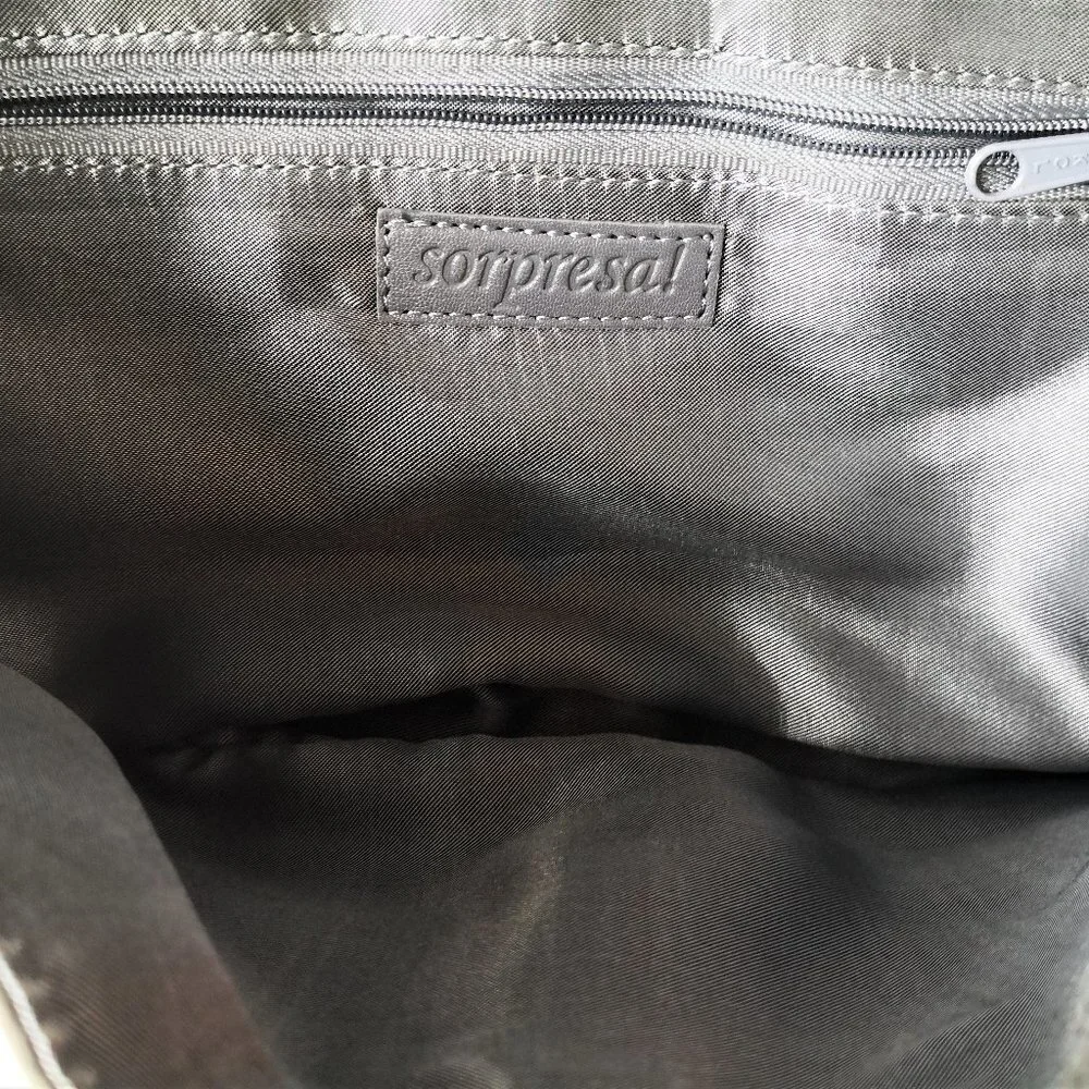 Leather Studded Shoulder Bag‎